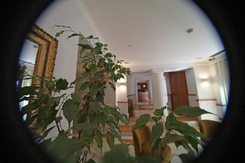 ボッロメーオ ホテル ローマ エクステリア 写真